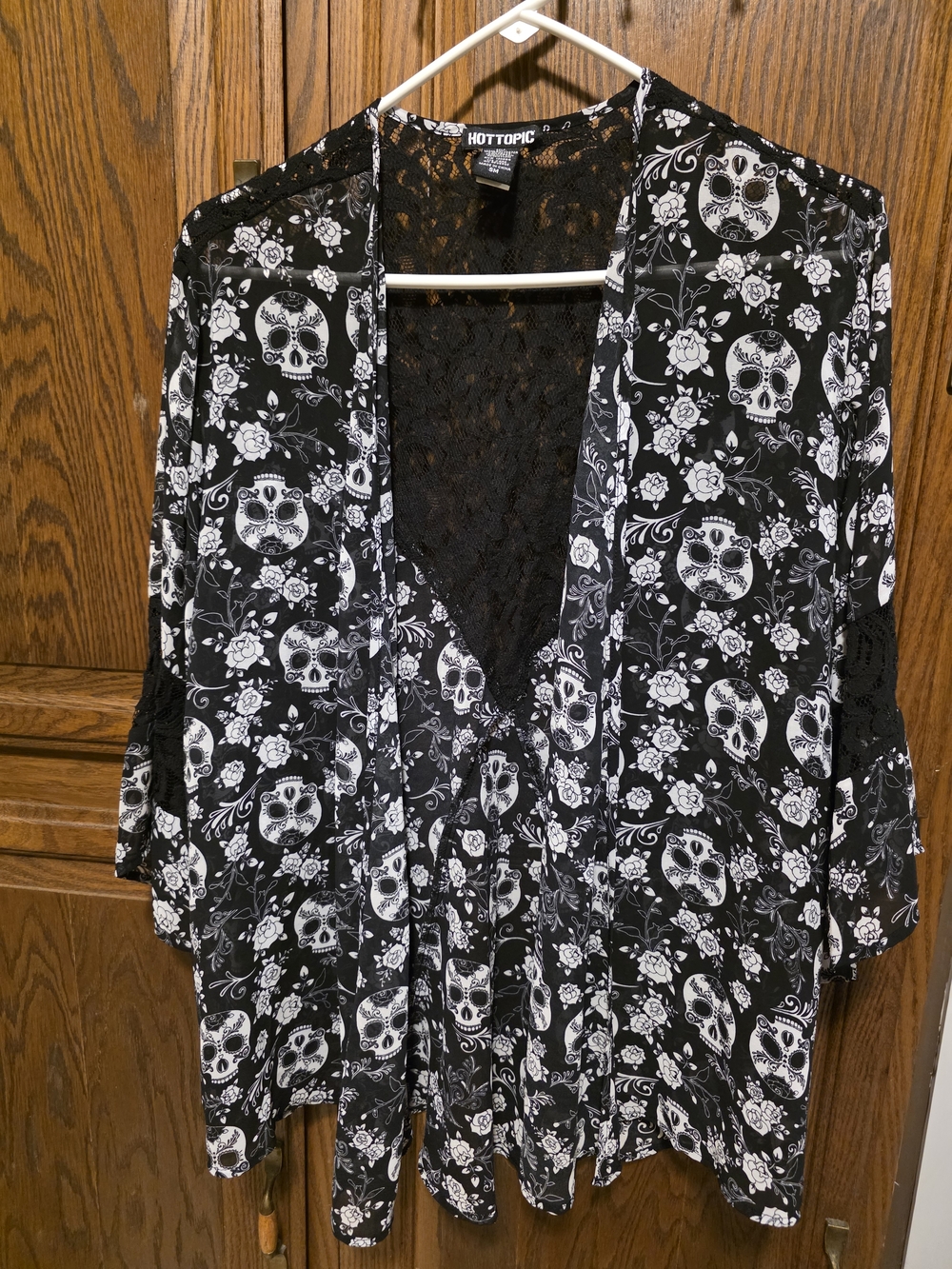 Hot Topic Black & White Skull Lace Open-Front Tunic